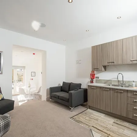 Serviced St Georges 2 Apartment Harrogate