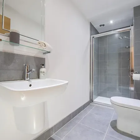 Serviced St Georges 2 Apartment Harrogate